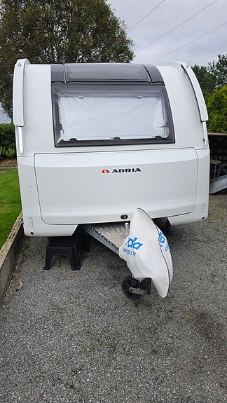 Adria Adora 572 UT /solselle/fortelt og movere 17 of 17