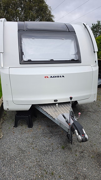 Adria Adora 572 UT /solselle/fortelt og movere 16 of 17