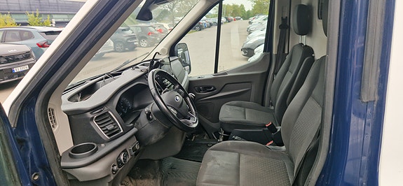 Ford Transit 13 of 30