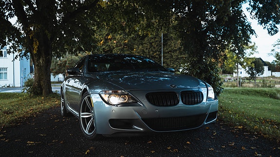 BMW M6 2 of 5