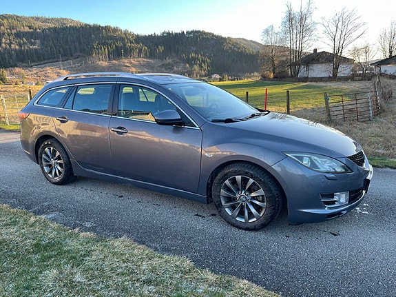 Mazda 6 2 of 5