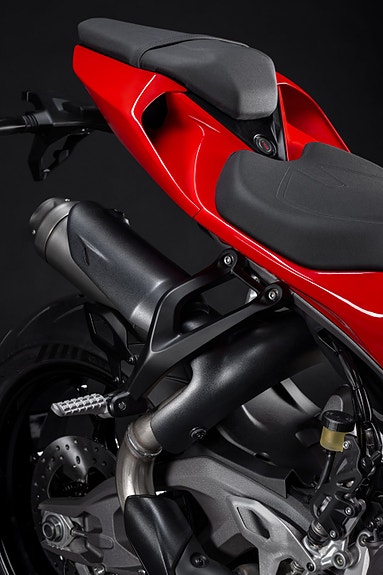 Ducati Panigale V2 + V2 S 17 of 28