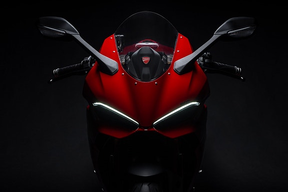 Ducati Panigale V2 + V2 S 19 of 28