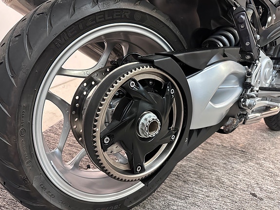 BMW F800 ST 16 of 30