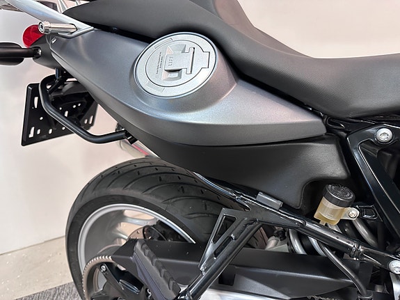 BMW F800 ST 14 of 30