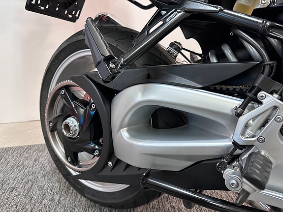 BMW F800 ST 15 of 30
