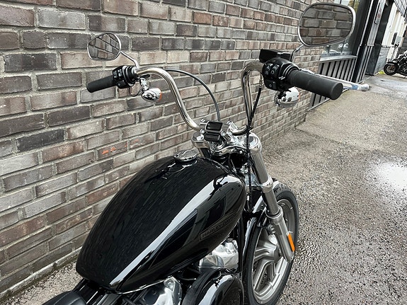 Harley-Davidson FXST Softail Standard 4 of 5