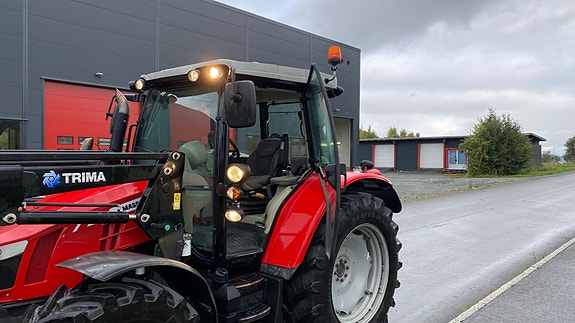 Massey Ferguson 5610 17 of 17