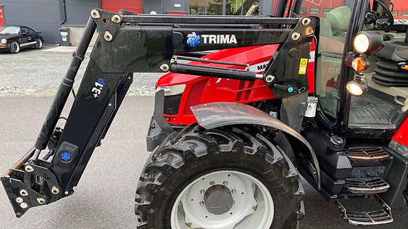 Massey Ferguson 5610 16 of 17