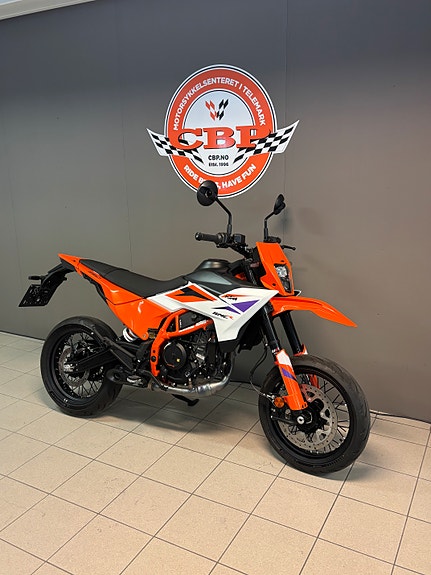 KTM 390 SMC R 2 of 5