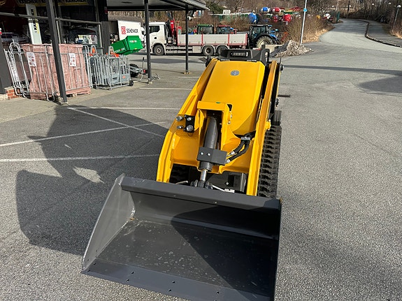 New Holland C314 13 of 17