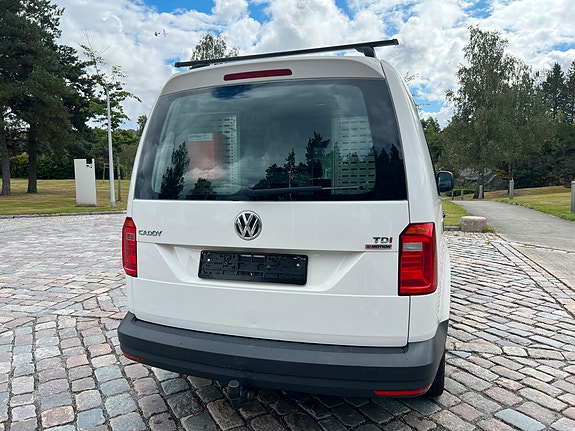 Volkswagen Caddy Maxi 7 of 16