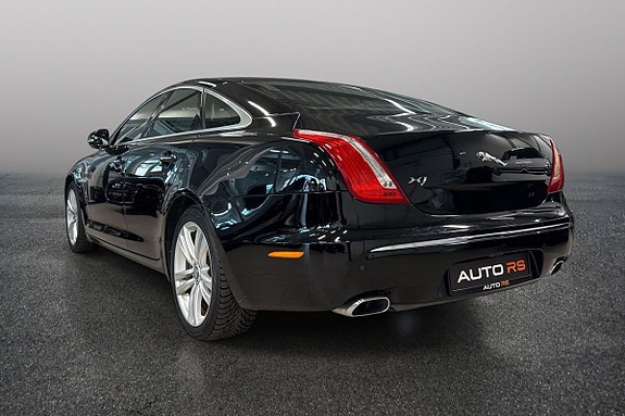 Jaguar XJ 4 of 18