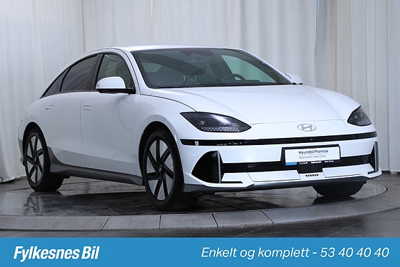 Hyundai Ioniq 6 2 of 5