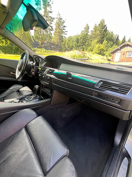 BMW 525d 16 of 22