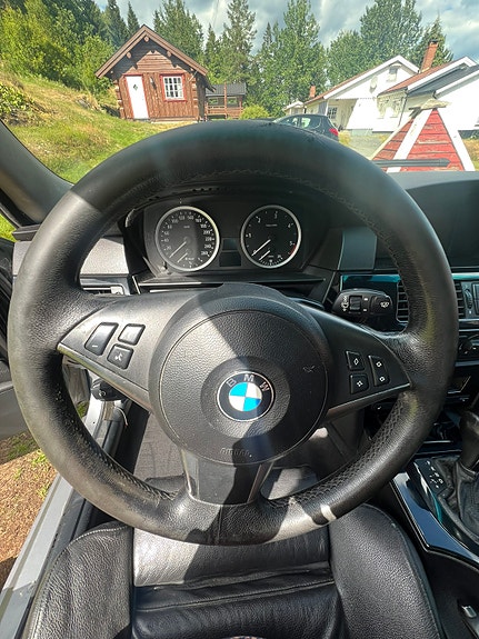 BMW 525d 13 of 22