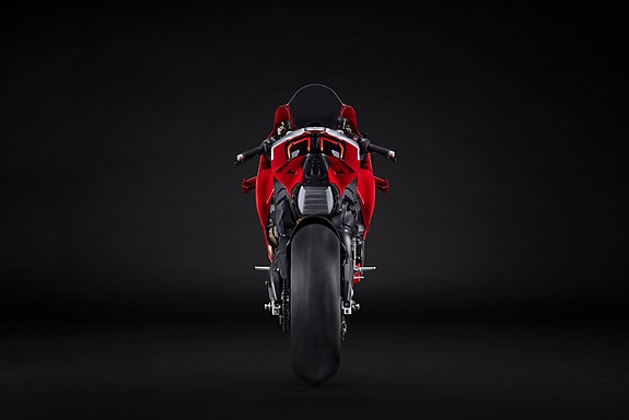 Ducati Panigale V4 + V4 S 12 of 16