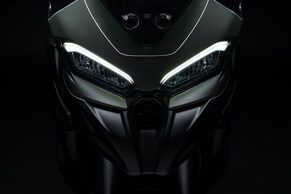 Ducati Multistrada V2 S Travel 18 of 26