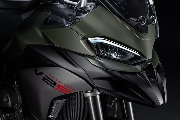 Ducati Multistrada V2 S Travel 19 of 26
