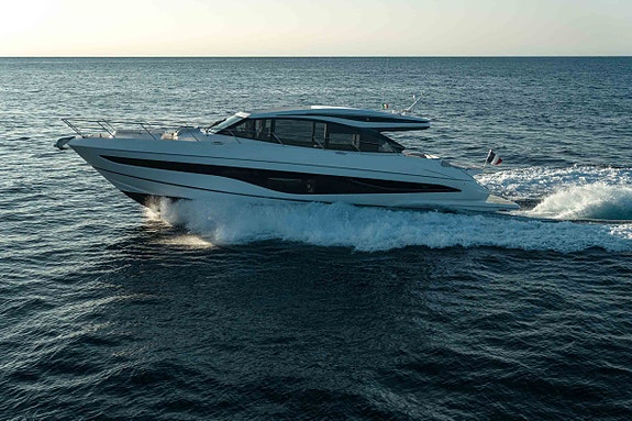 Princess V65 9 of 20