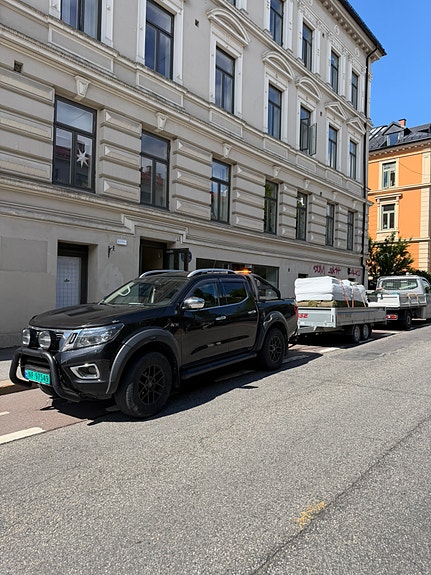 Nissan Navara 23 of 23