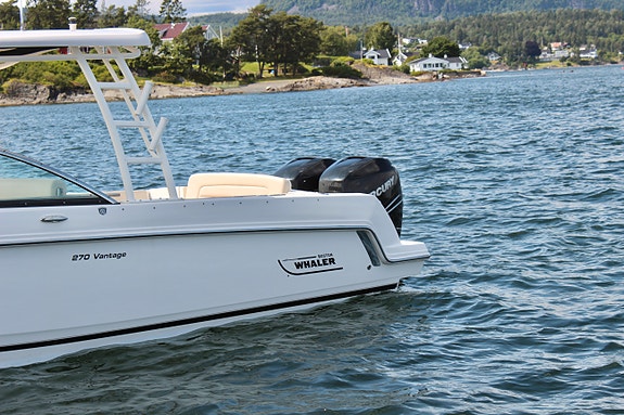 2018 Boston Whaler 270 Vantage, 2 x 300hk, velholdt, -185 timer. 5 of 5