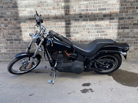 Harley-Davidson FXSTB Night Train 2 of 5
