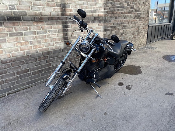 Harley-Davidson FXSTB Night Train 3 of 5
