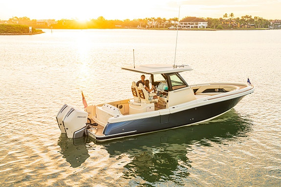 Nyhet! Chris-Craft 31 Catalina 2 of 5