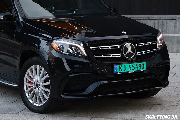 Mercedes-Benz GLS63 17 of 30