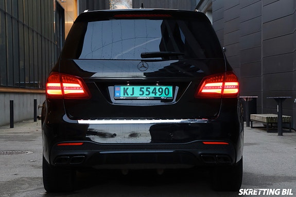 Mercedes-Benz GLS63 8 of 30