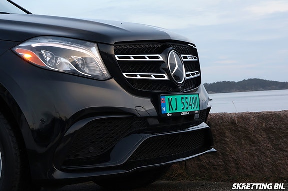 Mercedes-Benz GLS63 20 of 30
