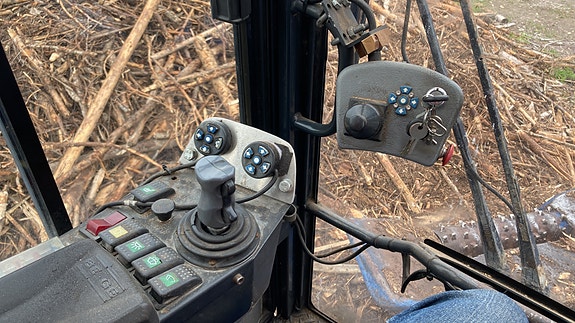 Bruks DM 805 Flishogger på chassis 11 of 27
