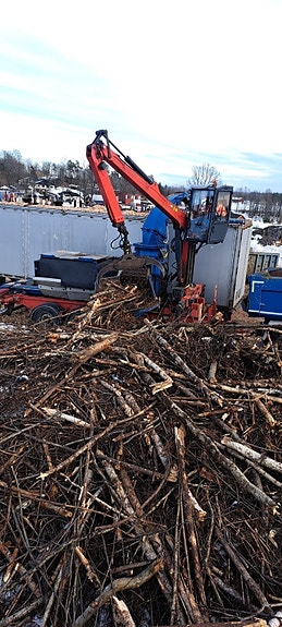 Bruks DM 805 Flishogger på chassis 23 of 27