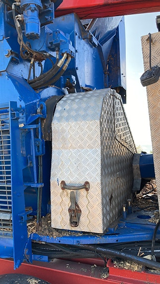 Bruks DM 805 Flishogger på chassis 8 of 27