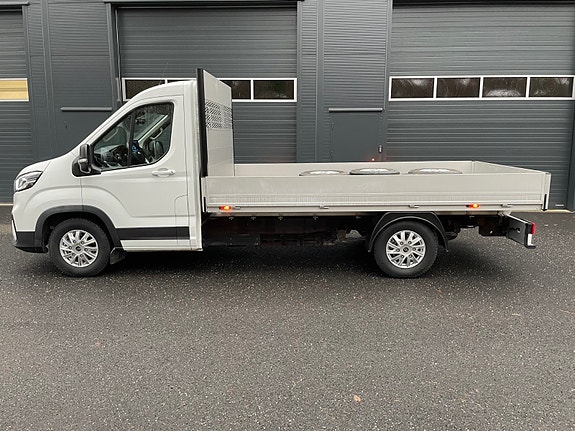 Maxus e-Deliver 9 2 of 17