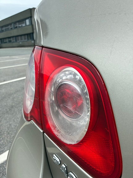 Volkswagen Passat 10 of 30