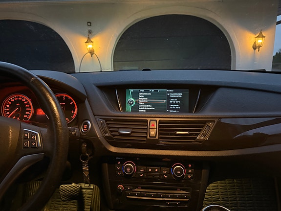 BMW X1 5 of 9