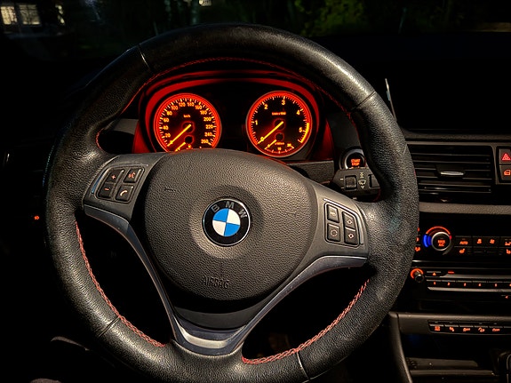 BMW X1 8 of 9