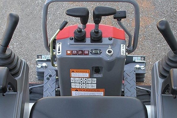 Takeuchi ABS TB210R 3 of 5