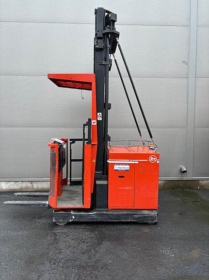 BT 1T Plukktruck 2 of 12