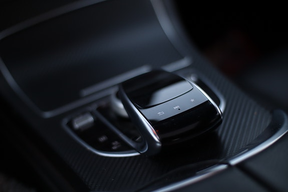 Mercedes-Benz GLC350 e 24 of 30