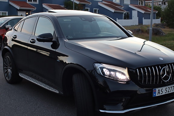 Mercedes-Benz GLC350 e 14 of 30