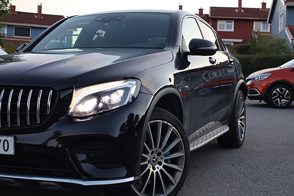 Mercedes-Benz GLC350 e 3 of 30