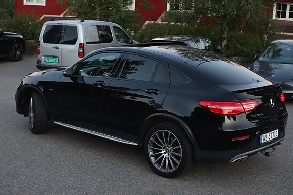 Mercedes-Benz GLC350 e 16 of 30