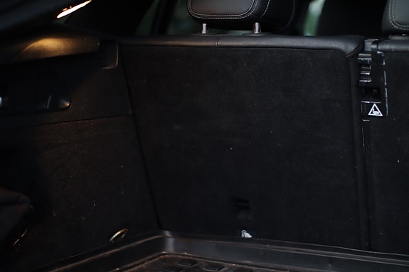 Mercedes-Benz GLC350 e 21 of 30
