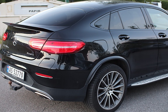 Mercedes-Benz GLC350 e 12 of 30
