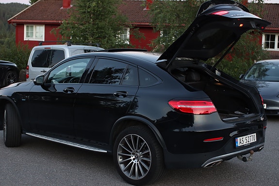 Mercedes-Benz GLC350 e 17 of 30