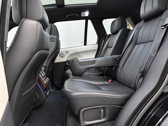 Land Rover Range Rover 15 of 21