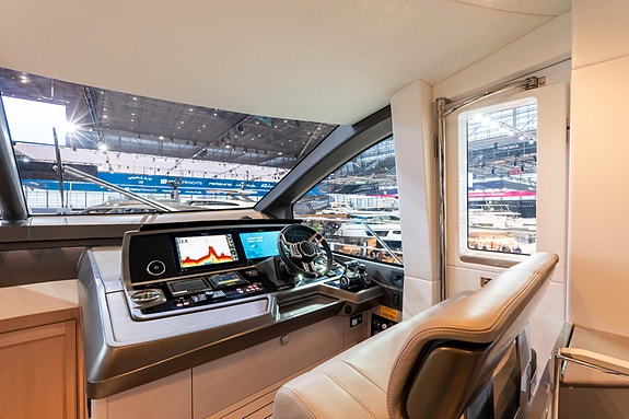 Sunseeker Manhattan 68 - Vises under Cannes Yachting Festival 2026 12 of 30